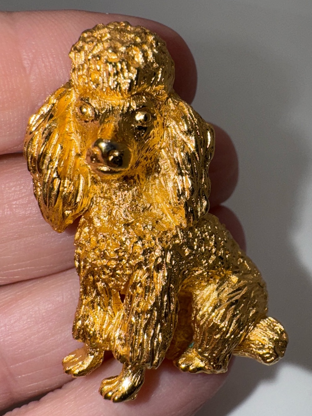 Vintage Crown Trifari Poodle Dog Brooch Pin Gold Tone